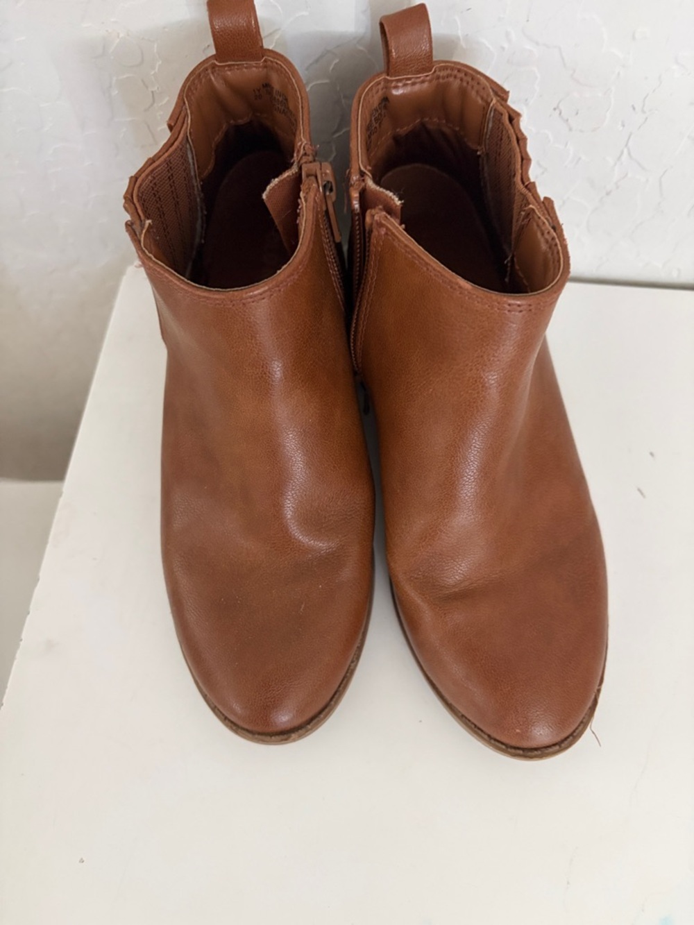Girl’s Chelsea Ankle Boots in Cognac Brown